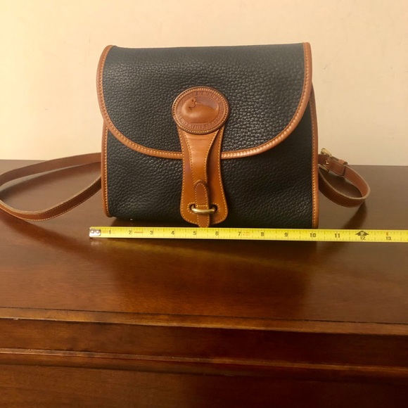 Vintage Dooney & Bourke Navy Blue Essex Bag - Picture 14 of 16